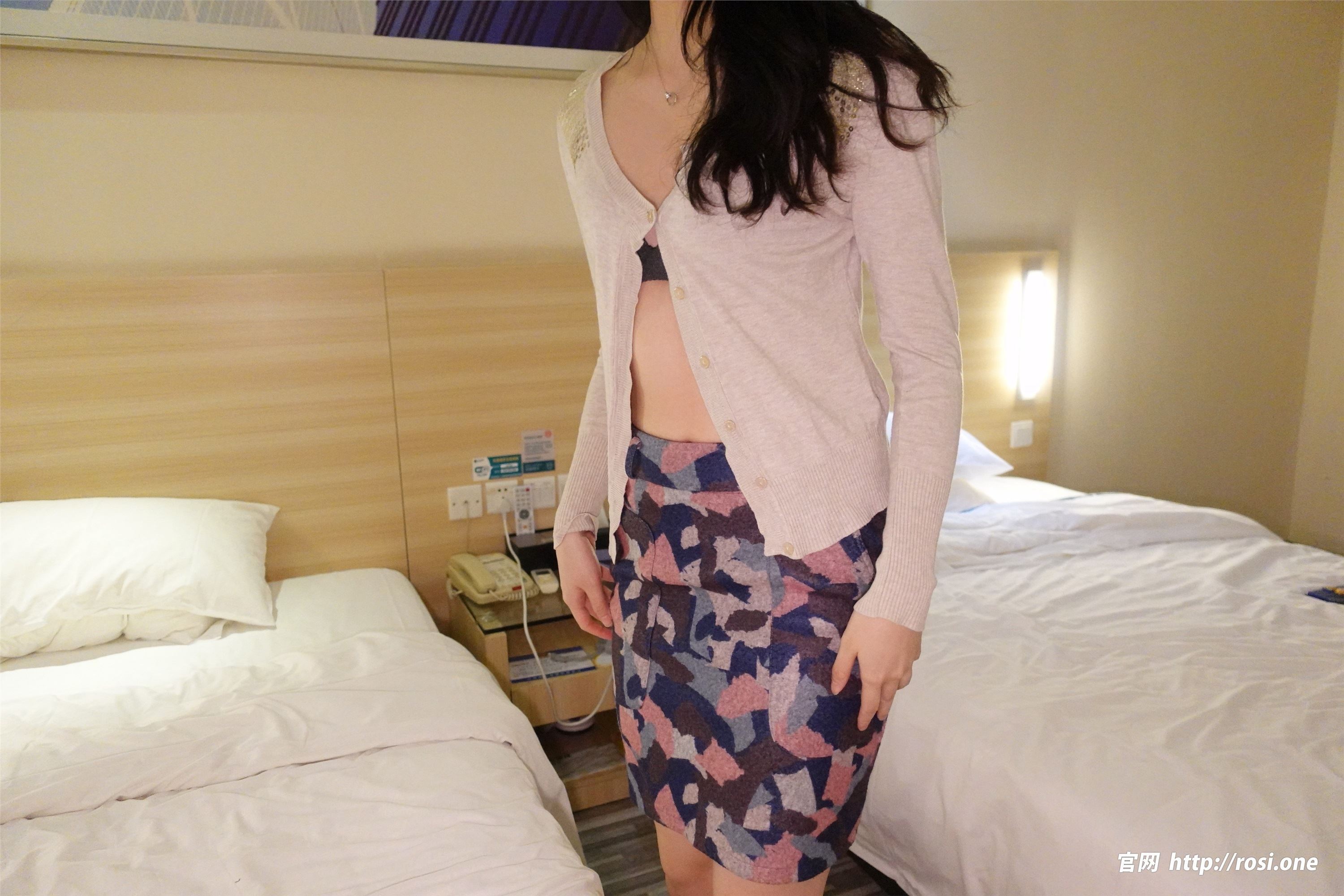 ROSI写真 2022.08.13 NO.3904